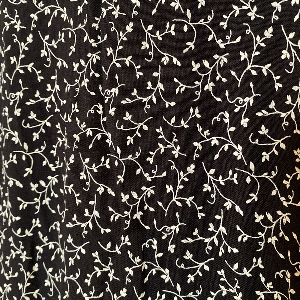 Vintage 90s Dress w/ Leaf Pattern - Picture 3 of 8